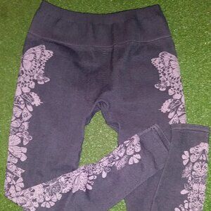 Fabletics Women's Leggings - No Size Tag -See Measurements